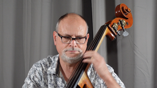 Serventi — Largo et Scherzando: Tutorial with Thierry Barbé, Double Bass. Part 1 of 6